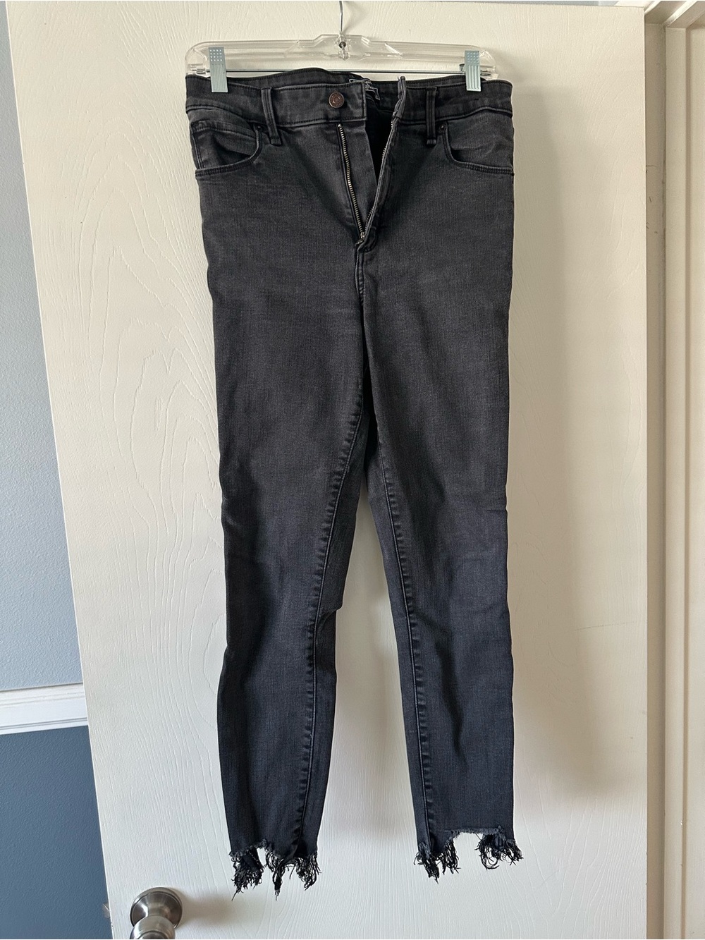 Abercrombie & Fitch Black Skinny Jeans with Frayed Ankles